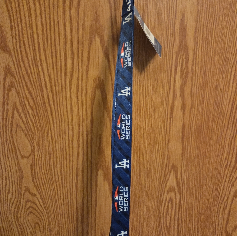 Wincraft Los Angeles Dodgers Lanyard NWT - Picture 2 of 4